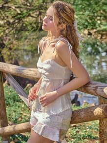 SHEIN Contrast Lace Split Hem Cami Top - Beige - View 7