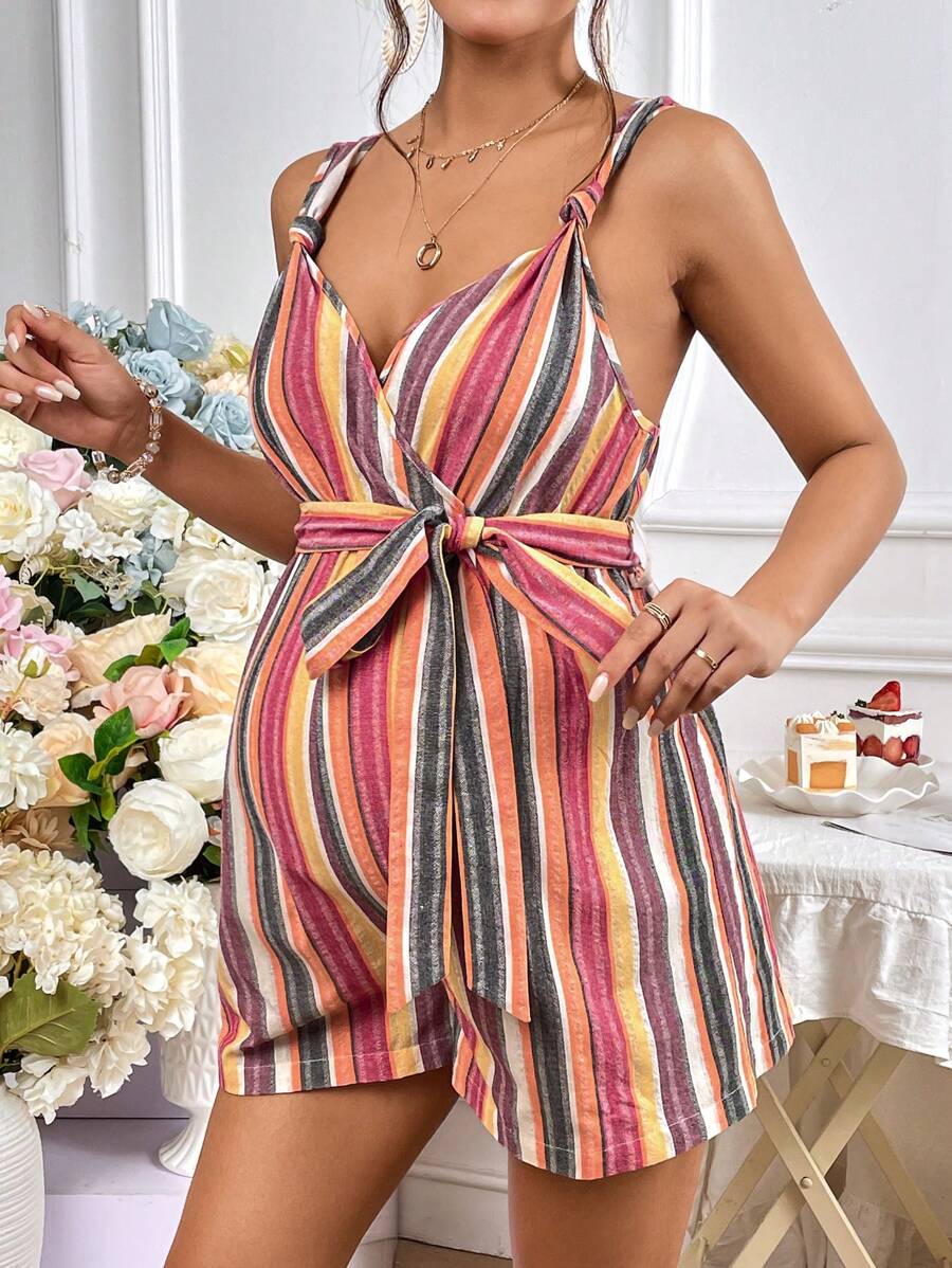 SHEIN Maternidad Mono de tirantes con estampado de rayas con cinturón - Multicolor - Ver 1