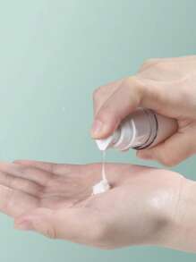 1pc PP Lotion Dispenser, Modern Clear Lotion Bottle For Travel