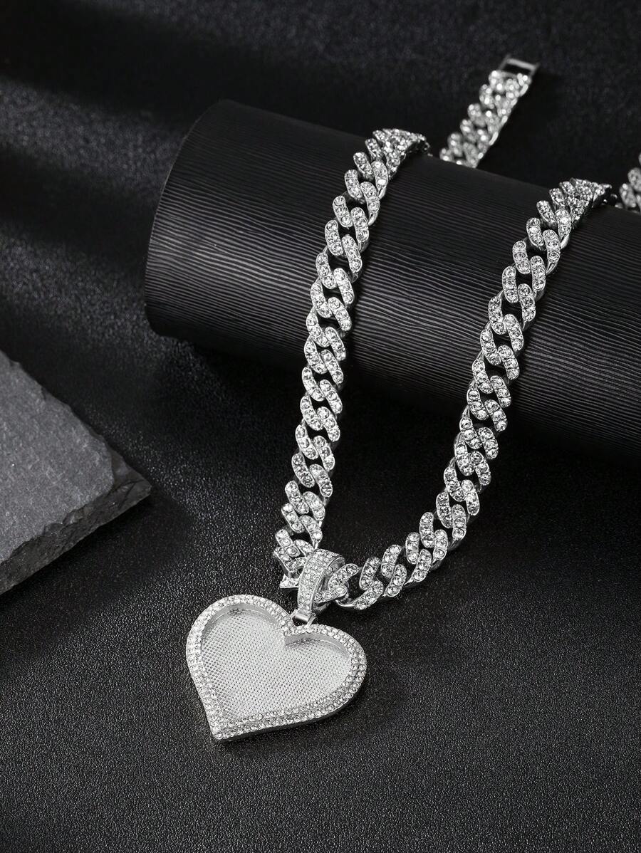 Một chiếc vòng cổ mặt dây chuyền hình trái tim đính đá phong cách Hip-Hop phù hợp để trang trí hàng ngày cho nam giới - Bạc - Xem 1