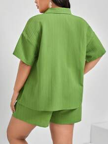SHEIN Essnce Bộ thời trang Plus Size Nút phía trước Túi màu trơn Giải trí - màu xanh lá - Xem 2