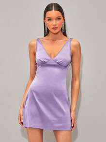 SHEIN BAE 素色雙V領緞面洋裝 - 紫丁香色 - 查看 1