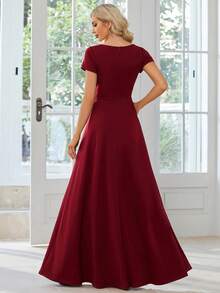 EVERPRETTY 交疊領抽褶腰超長伴娘洋裝 - 酒紅色 - 查看 2