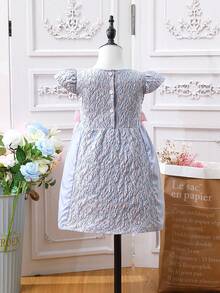 SHEIN 小女童花卉圖案提花前蝴蝶結連衣裙 - 淺藍色 - 查看 2