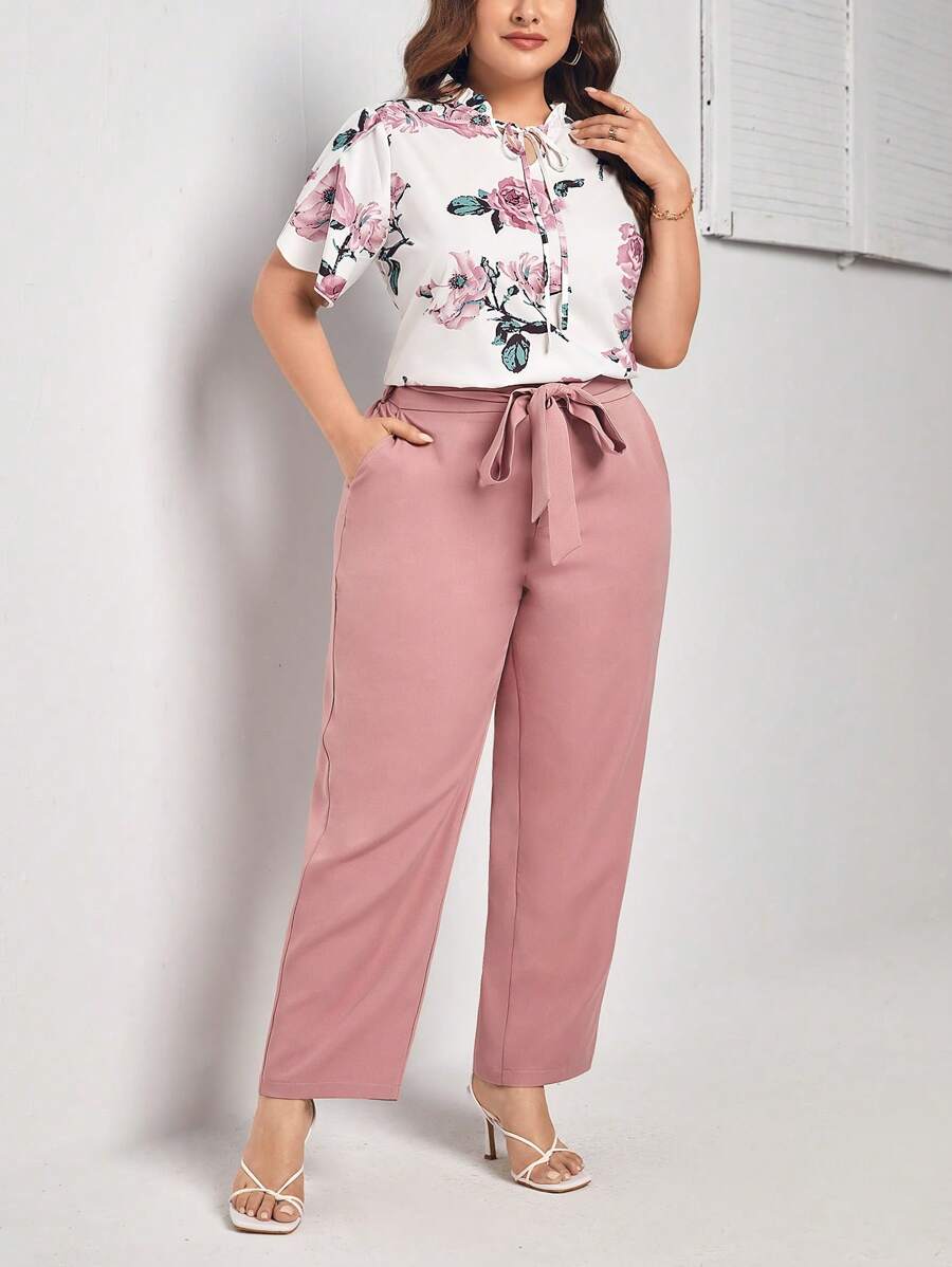 SHEIN Clasi 大碼印花繫帶領襯衫和腰帶長褲 - 彩色 - 查看 1