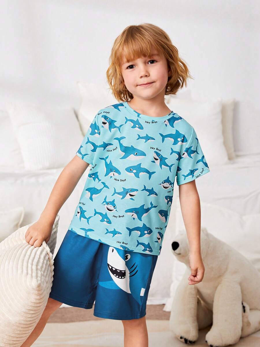 SHEIN Toddler Boys Shark Print Tee & Shorts PJ Set - Multicolor - View 1
