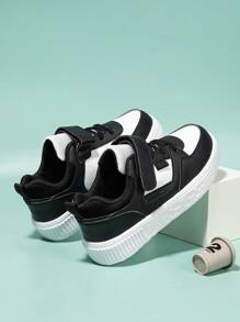 男孩雙色滑冰魔術貼運動運動鞋 - 黑與白 - 查看 6