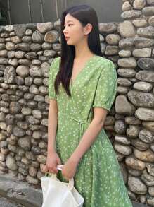 DAZY Ditsy Floral Surplice Neck Puff Sleeve Dress