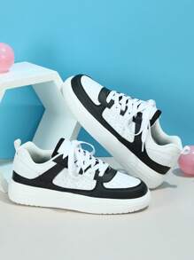 Versatile Fashionable Casual Plain Sneakers - Black and White - View 5