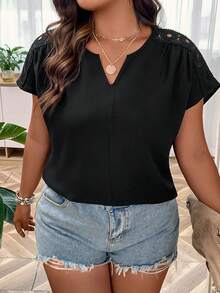 SHEIN LUNE Plus Contrast Lace Notched Neckline Batwing Sleeve Blouse - Black - View 3
