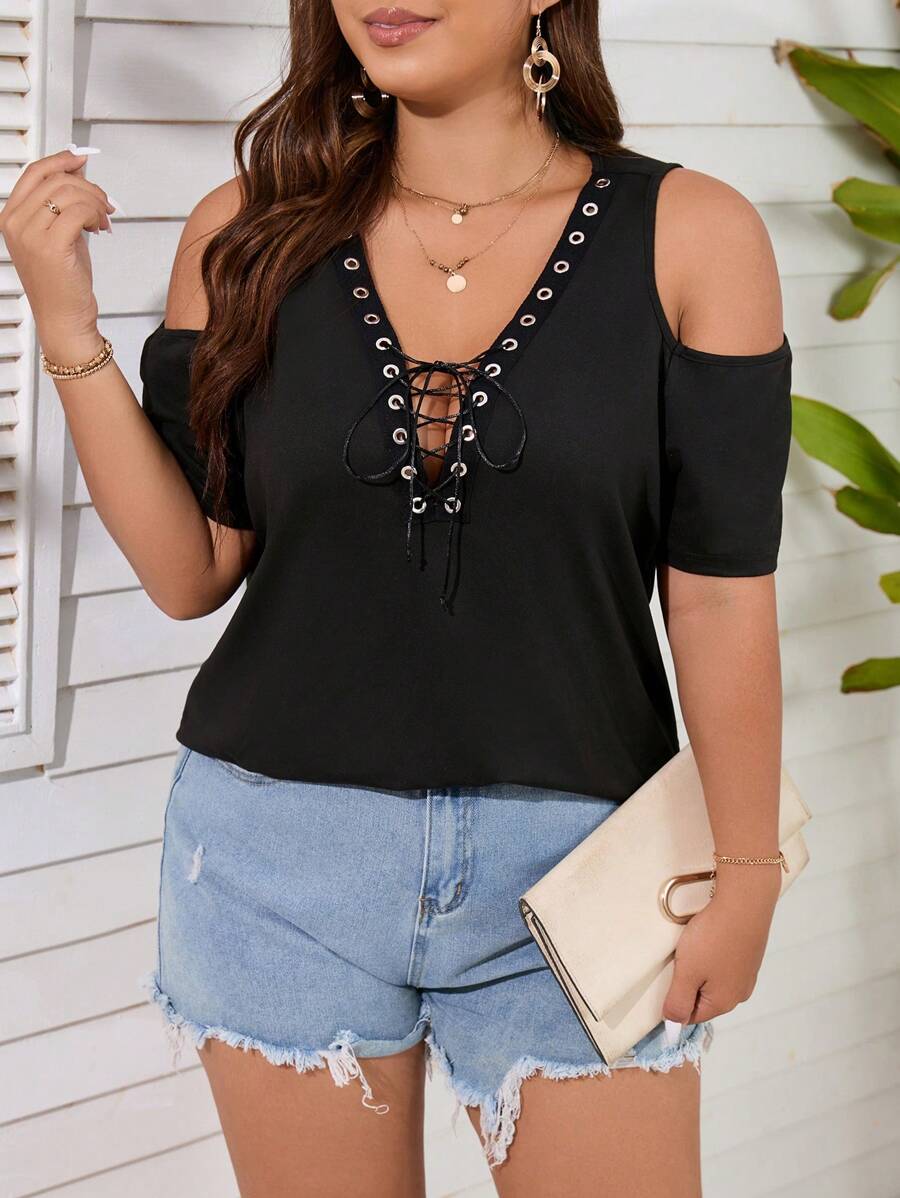 SHEIN LUNE Áo thun Plus size Ren lên Thùa khuyết màu trơn Giải trí - màu đen - Xem 1
