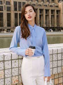 MOTF PREMIUM 真絲打結式襯衫 - 淺藍色 - 查看 2