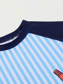 小男童條紋圖案和卡通鯊魚印花沙灘泳裝