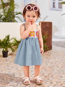 Bebé Vestido de tirantes floral ribete de croché - Neblina azul - Ver 5