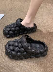 Women Minimalist Bubble Vented Clogs, EVA Slingback Fashion Clogs Black - Black - View 3