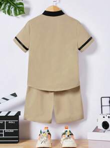 SHEIN 小男童字母圖案棒球領襯衫和短褲