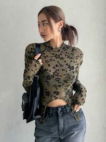 DAZY Áo nữ Bất đối xứng Xù nhỏ cắt Hoa Tất cả trên in Gợi cảm - Màu xanh Ô liu - Xem 3