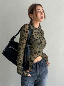 DAZY Áo nữ Bất đối xứng Xù nhỏ cắt Hoa Tất cả trên in Gợi cảm - Màu xanh Ô liu - Xem 4