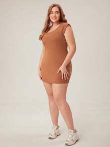 SHEIN BASICS 大碼素色緊身連衣裙 - 棕色 - 查看 4