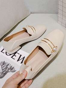 HanDuEke 女性珍珠和金屬裝飾方頭優雅戶外樂福鞋 - 米色 - 查看 2
