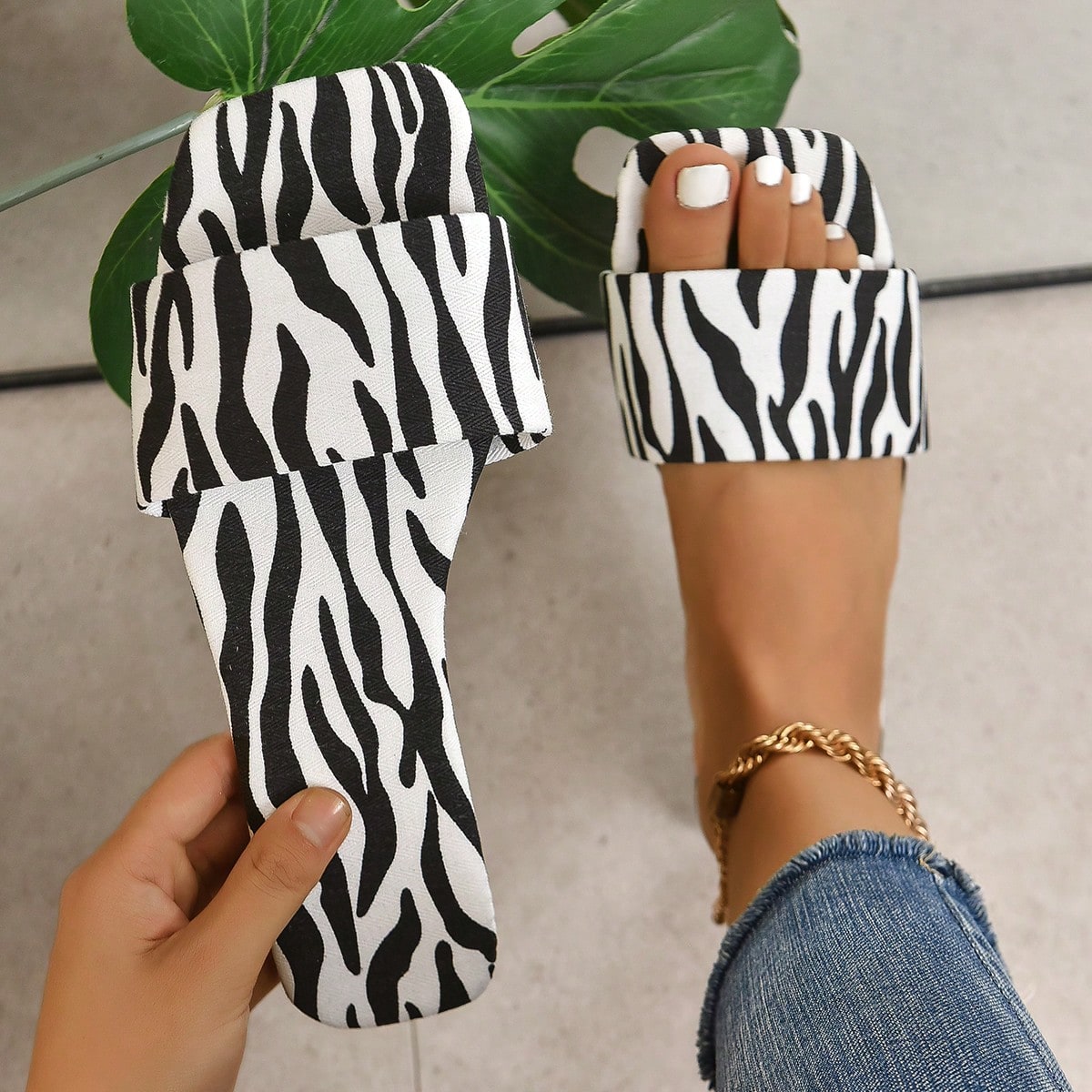 Sandalias planas con estampado de rayas de cebra para mujer, elegantes sandalias deslizantes de tela, atuendos de primavera y verano