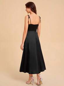 SHEIN Belle 緞面高衩吊帶連衣裙 - 黑色 - 查看 2