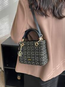 女士手提包，时尚黑色斜挎包，容量大，时尚女士包包优雅