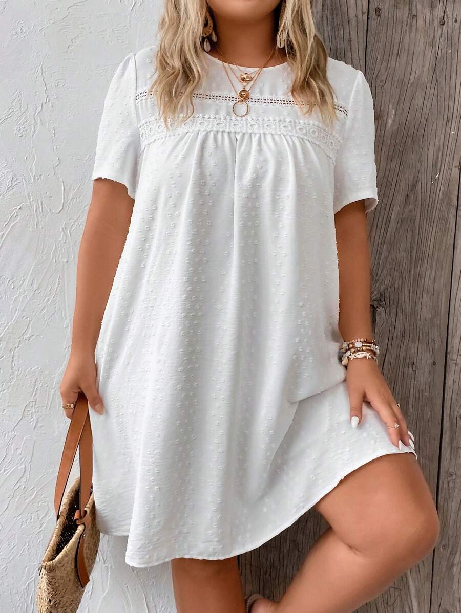 SHEIN LUNE 大碼圓點蕾絲拼接直筒連衣裙 - 白色 - 查看 1