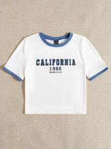 SHEIN EZwear Camiseta crop con estampado de letra unido en contraste