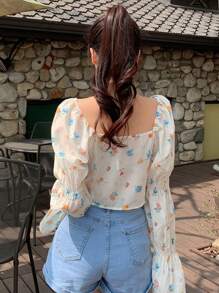 DAZY Floral Print Square Neck Flounce Sleeve Knot Front Ruched Bust Blouse - Beige - View 2