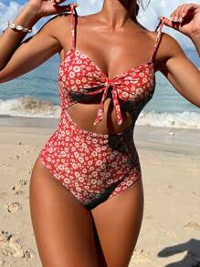 Swim Vcay 碎花鏤空前打結連體泳衣 - 紅白色 - 查看 1