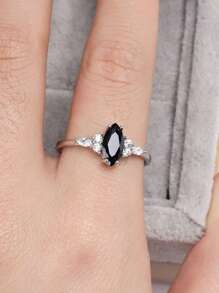 1peça Anel elegante prata esterlina 925 preto oval strass prata para mulheres para festa de formatura banquete