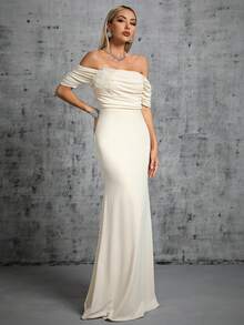 Off Shoulder Ruched Mermaid Hem Wedding Dress - Apricot - View 3