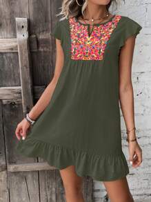 SHEIN VCAY 花卉刺繡缺口領荷葉邊娃娃裙 - 軍綠色 - 查看 4