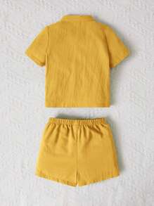 SHEIN 男嬰口袋貼布襯衫和短褲 - 黃色 - 查看 2