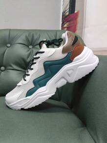 Hombres Zapatillas deportivas chunky de color combinado panel con malla con cordón delantero