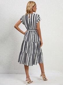 SHEIN LUNE Geo Print Batwing Sleeve Ruffle Hem Belted Dress - Black and White - View 2