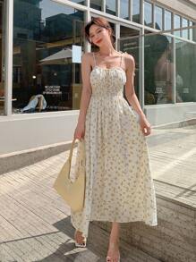 DAZY 碎花肩上打結吊帶連衣裙 - 杏色 - 查看 3