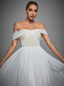 Off Shoulder Contrast Lace Mesh Wedding Dress - White - View 6