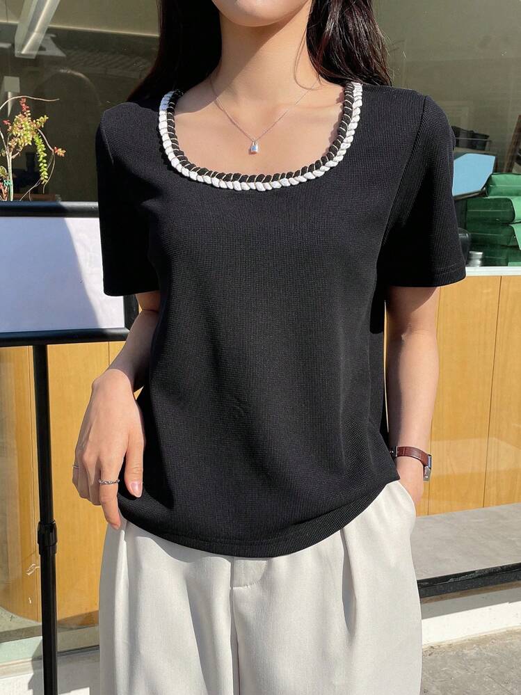 DAZY 對比修邊圓領短袖t卹 - 黑色 - 查看 4