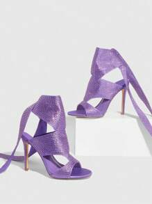 Sandali con bande in raso con strass tacco a spillo