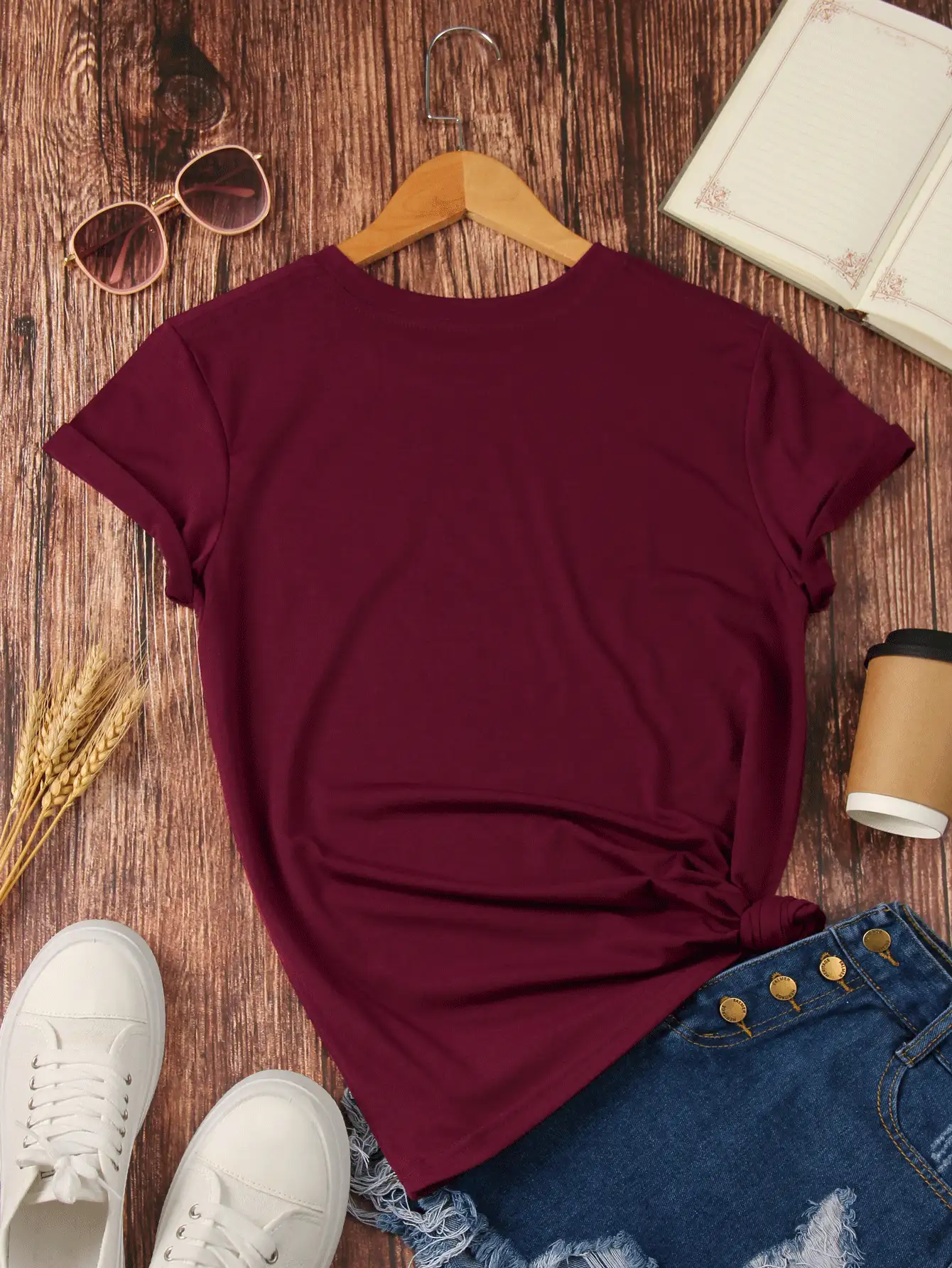 INAWLY Tower And Letter Graphic Tee - Burgundy - View 2