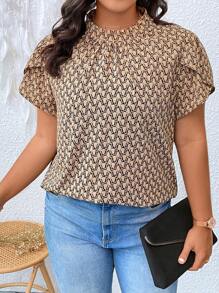 Calvaya Plus Allover Print Petal Sleeve Blouse - Multicolor - View 3