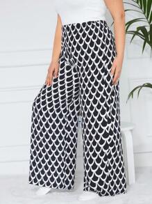 RueChic Plus Fish Scales Print Wide Leg Trousers - Black and White - View 3