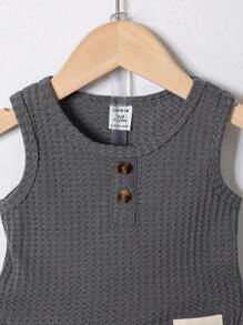SHEIN Baby Boy Letter Patched Detail Waffle Knit Tank Top & Shorts