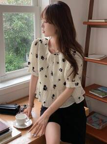 DAZY In hoa Ống tay áo Áo sơ mi Peplum - Màu be - Xem 3