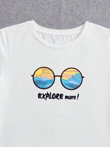 Jelisart Sunglasses & Slogan Graphic Crop Tee