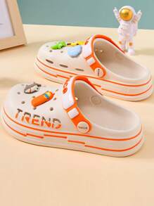 Girls Cartoon Decor Hollow Out Cute Vented Clogs For Outdoor