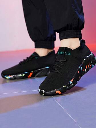 Men Breathable Lace Up Letter Graphic Low Top Sneakers, Sporty Outdoor Fabric Running Shoes