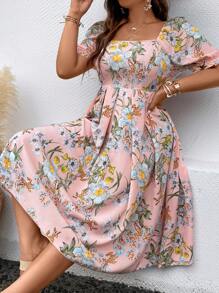 SHEIN Franclia 大碼印花方領泡泡袖連衣裙 - 粉色 - 查看 1